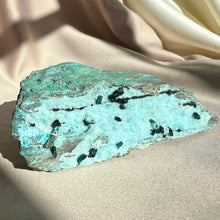 Load image into Gallery viewer, Chrysocolla Druzy #5