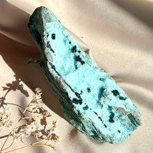 Load image into Gallery viewer, Chrysocolla Druzy #5