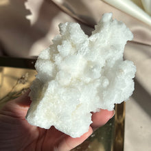 Load image into Gallery viewer, Snow White Aragonite #2