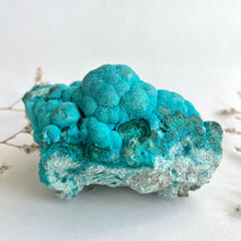 Load image into Gallery viewer, Chrysocolla on Malachite XL
