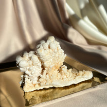 Load image into Gallery viewer, Aragonite cluster, 252 g
