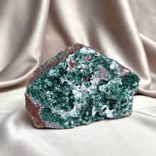 Load image into Gallery viewer, Malachite and Coboltcalcite Druzy