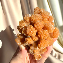 Load image into Gallery viewer, Aragonite cluster, 146g