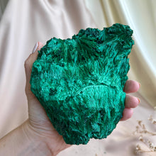 Ladda upp bild till gallerivisning, Silkeslen malakit, stor