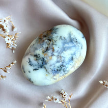 Load image into Gallery viewer, Dendritic Opal #4