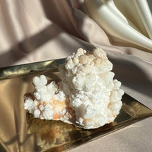 Load image into Gallery viewer, Aragonite cluster, 197g