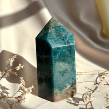 Load image into Gallery viewer, Blue Apatite Tower #2