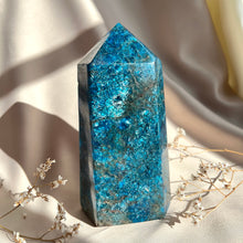 Load image into Gallery viewer, Blue Apatite Tower #1