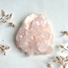 Load image into Gallery viewer, Mangano Calcite Cluster