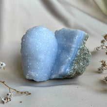 Ladda upp bild till gallerivisning, Blå spetsagat Druzy