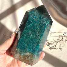 Load image into Gallery viewer, Blue Apatite Tower #2