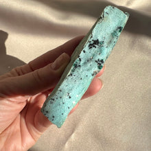 Ladda upp bild till gallerivisning, Chrysocolla Druzy #1