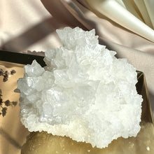 Load image into Gallery viewer, Snow White Aragonite #1