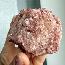 Load image into Gallery viewer, Lithium Quartz Druzy #6