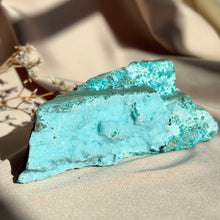 Ladda upp bild till gallerivisning, Chrysocolla Druzy #6