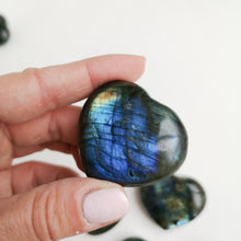 Load image into Gallery viewer, Labradorite Heart
