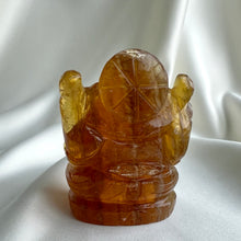 Load image into Gallery viewer, Yellow Fluorite Ganesha