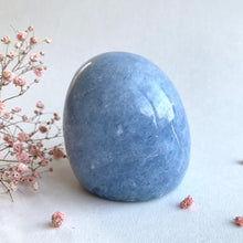 Ladda upp bild till gallerivisning, Blå kalcit friform, 741 g