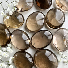 Ladda upp bild till gallerivisning, Rökkvarts beröringssten