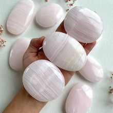 Ladda upp bild till gallerivisning, Rosa kalcit jumbosten