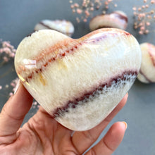 Load image into Gallery viewer, Dali Jasper Heart