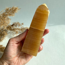 Load image into Gallery viewer, Honey Calcite Tower