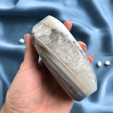 Ladda upp bild till gallerivisning, Agat Druzy Moon XL