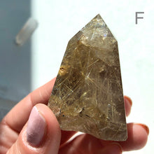 Ladda upp bild till gallerivisning, Rutilerad kvartskristallpunkt