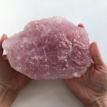 Load image into Gallery viewer, Rose Quartz Raw XL