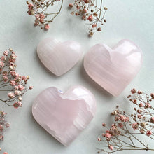 Ladda upp bild till gallerivisning, Rosa kalcithjärta