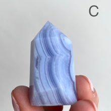 Ladda upp bild till gallerivisning, Blå spetsagatkristallpunkt