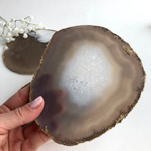 Load image into Gallery viewer, Agate Slice Golden Edge
