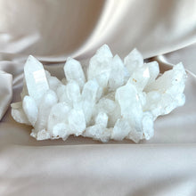 Load image into Gallery viewer, Milky Quartz Cluster XL #4