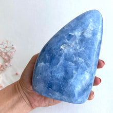 Ladda upp bild till gallerivisning, Blå kalcit friform, 844 g