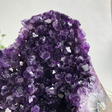Load image into Gallery viewer, Amethyst Standing Druzy XL, 2780g