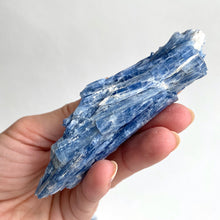 Load image into Gallery viewer, Blue Kyanite