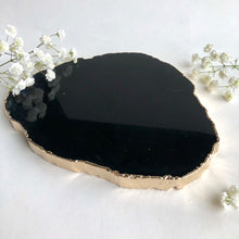 Ladda upp bild till gallerivisning, Svart obsidianfat, gyllene kant