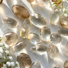 Ladda upp bild till gallerivisning, Naturliga citrin-beröringsstenar