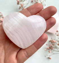 Ladda upp bild till gallerivisning, Rosa kalcithjärta