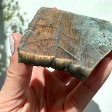 Load image into Gallery viewer, Sunset Labradorite Slab
