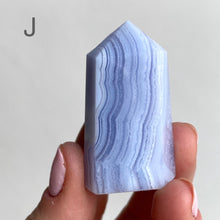 Ladda upp bild till gallerivisning, Blå spetsagatkristallpunkt