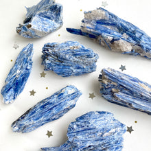 Load image into Gallery viewer, Blue Kyanite