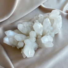 Load image into Gallery viewer, Milky Quartz Cluster XL #4