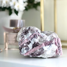 Load image into Gallery viewer, Pink Tourmaline (Rubellite)