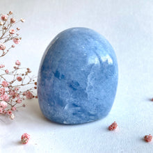 Ladda upp bild till gallerivisning, Blå kalcit friform, 741 g