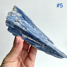 Load image into Gallery viewer, Blue Kyanite