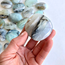 Ladda upp bild till gallerivisning, Blå opal från Anderna (du väljer)