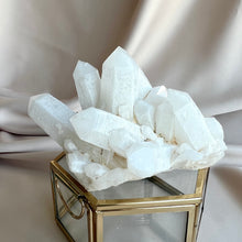 Ladda upp bild till gallerivisning, Mjölkkvartskluster #2