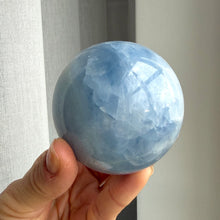 Ladda upp bild till gallerivisning, Blue Calcite Sphere #1

