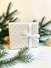 Load image into Gallery viewer, Magic Mini Box — Holiday Crystal Mystery Box
